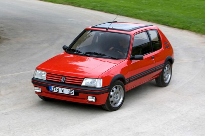 Peugeot 205 GTi (1984 - 1994)